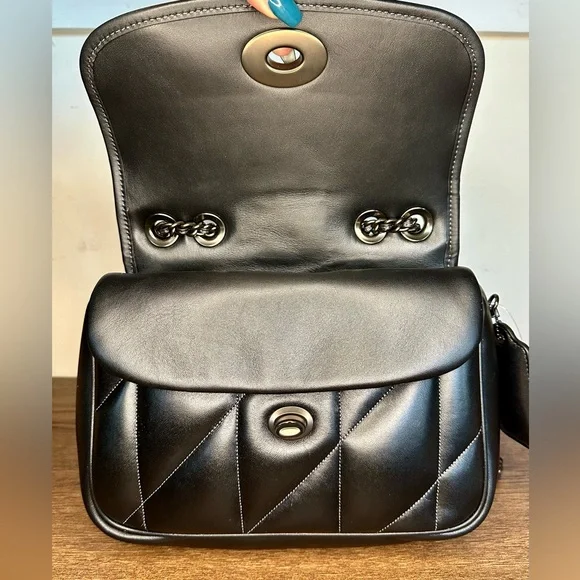 S⭕️LD‼️New Coach Pillow Madison Shoulder Bag With Quilting in Black - Picture 7 of 12